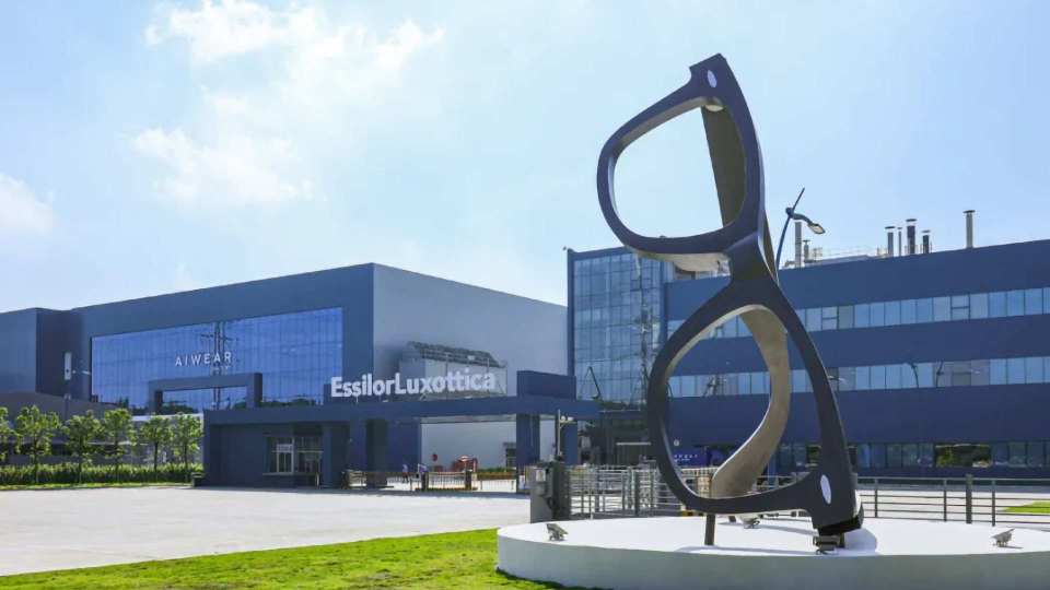 Luxottica Tristar